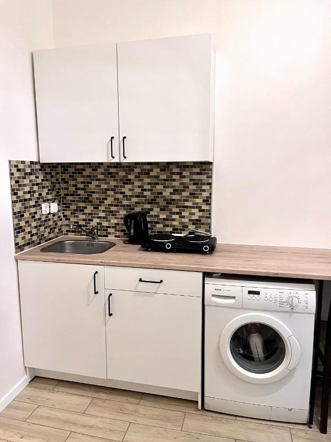 Quiet Apartment Close To Center Прага Экстерьер фото